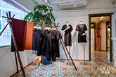 Xiang yun silk fabrics display